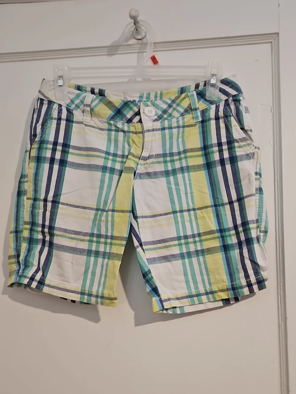 Arizona Jean Company Plaid Flat Front Shorts Yellow, Blue, Green & White Size 1